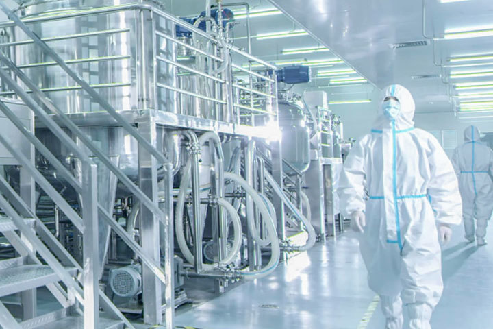 品牌输出:是基于原有OEM/ODM的基础上适应新的市场竞争环境的一种全新、有效的模式,具体体现在为企业提供产品品牌注册市场调研、品牌、产品研发、生产、包装、设计、供应链管理、市场推广、营销管理、企业运营管理服务等在内的整套运作体系,也可以归纳为品牌“核心竞争力”的输出。